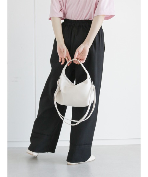 ehka sopo(エヘカソポ)の「ワンハンドルショルダーバッグ(ショルダーバッグ・レディース・ブラック/オフホワイト/グリーン・フリ-)」の17枚目の写真