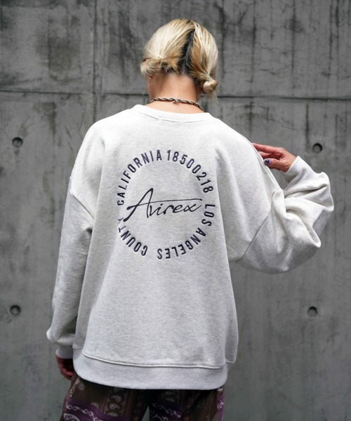 AVIREX（アヴィレックス）の「AVIREX GRAPHIC CREW SWEAT/ アヴィレックスグラフィッククルースウェット（スウェット・レディース・その他5/カーキ系2/チャコール/ピンク・F）」の4枚目の写真