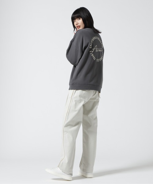 AVIREX（アヴィレックス）の「AVIREX GRAPHIC CREW SWEAT/ アヴィレックスグラフィッククルースウェット（スウェット・レディース・その他5/カーキ系2/チャコール/ピンク・F）」の20枚目の写真