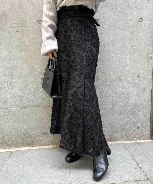 one after another NICE CLAUP(ワンアフターアナザーナイスクラップ)の「素材で差をつける。イレヘムマーメイドスカート(スカート・レディース・ピンク/ブラック/アイボリー・SMALL/MEDIUM)」の2枚目の写真