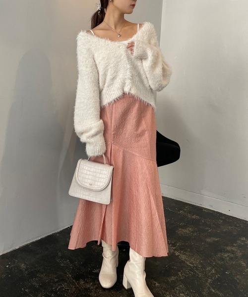 one after another NICE CLAUP(ワンアフターアナザーナイスクラップ)の「素材で差をつける。イレヘムマーメイドスカート(スカート・レディース・ピンク/ブラック/アイボリー・SMALL/MEDIUM)」の17枚目の写真