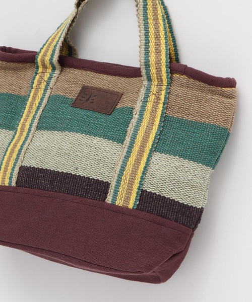 チャイハネ（チャイハネ）の「【チャイハネ】ネパール手織りコットンミニトートバッグ（トートバッグ・レディース・ホワイト/パープル/ホワイト×ブルー/イエロー系その他/レッド系その他/ブルー/ブルー系その他/グリーン/レッド/グリーン系その他/ダークブルー・FREE）」の14枚目の写真