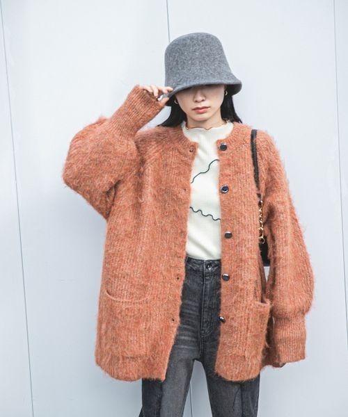 JEANASIS（ジーナシス）の「ブラッシュラメオーバーカーディガン/180981（カーディガン/ボレロ・レディース・グレー/ブラック/オレンジ・FREE）」の5枚目の写真