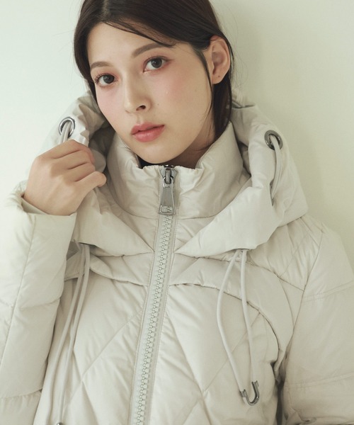 Filomo（フィローモ）の「[Filomo]洗えるダウンコートフード付き（ダウンジャケット/コート・レディース・カーキ/アイボリー/ブラック/ネイビー・L/M）」の15枚目の写真