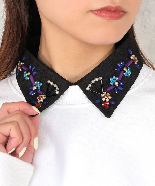 emesuelee（エメスーリー）の「ビーズ刺しゅう付け襟 きれいめ レイヤード レトロ（付け襟・レディース・ホワイト系2/ブラック系1/ホワイト/ブラック系2/ブラック/ホワイト系1/ブラック系5/ブラック系3/ホワイト系4/ブラック系4/ホワイト系3/ホワイト系5・フリー）」の9枚目の写真