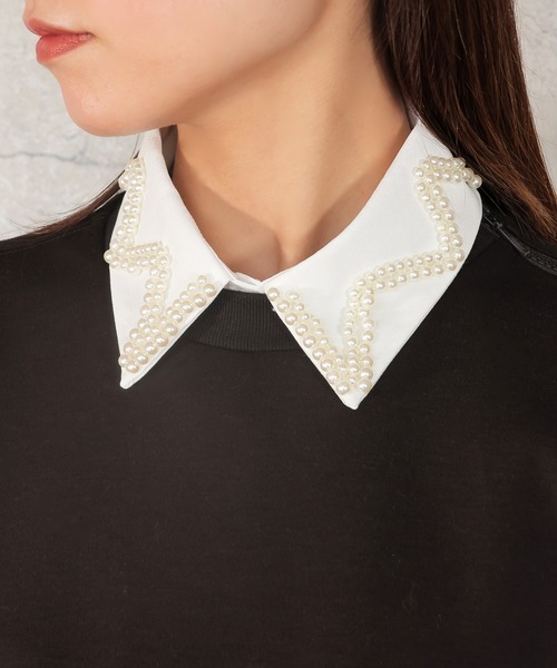 emesuelee（エメスーリー）の「ビーズ刺しゅう付け襟 きれいめ レイヤード レトロ（付け襟・レディース・ホワイト系2/ブラック系1/ホワイト/ブラック系2/ブラック/ホワイト系1/ブラック系5/ブラック系3/ホワイト系4/ブラック系4/ホワイト系3/ホワイト系5・フリー）」の2枚目の写真