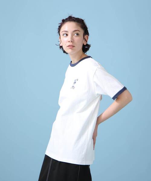 AVIREX（アヴィレックス）の「《WEB&DEPOT限定》DOUNUT ONE POINT RINGER T-SHIRT/ ドーナツワンポイントリンガーTシャツ（Tシャツ/カットソー・レディース・オレンジ/ネイビー・FREE）」の14枚目の写真
