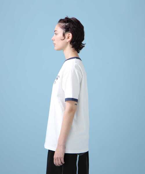 AVIREX（アヴィレックス）の「《WEB&DEPOT限定》DOUNUT ONE POINT RINGER T-SHIRT/ ドーナツワンポイントリンガーTシャツ（Tシャツ/カットソー・レディース・オレンジ/ネイビー・FREE）」の17枚目の写真