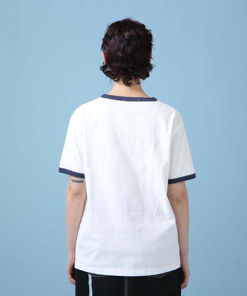 AVIREX（アヴィレックス）の「《WEB&DEPOT限定》DOUNUT ONE POINT RINGER T-SHIRT/ ドーナツワンポイントリンガーTシャツ（Tシャツ/カットソー・レディース・オレンジ/ネイビー・FREE）」の18枚目の写真