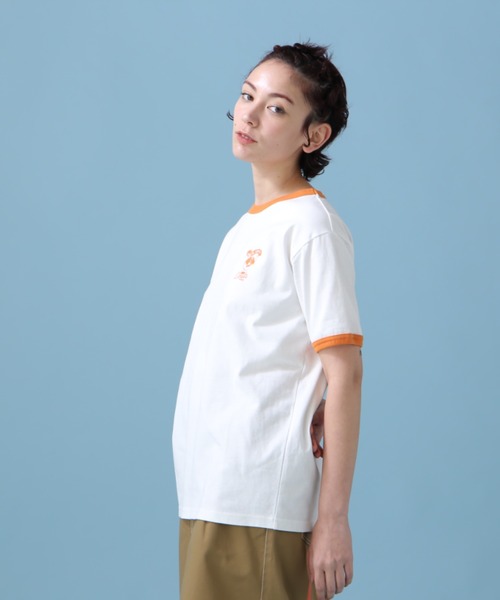 AVIREX（アヴィレックス）の「《WEB&DEPOT限定》DOUNUT ONE POINT RINGER T-SHIRT/ ドーナツワンポイントリンガーTシャツ（Tシャツ/カットソー・レディース・オレンジ/ネイビー・FREE）」の3枚目の写真