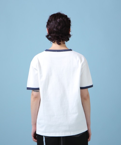 AVIREX（アヴィレックス）の「《WEB&DEPOT限定》DOUNUT ONE POINT RINGER T-SHIRT/ ドーナツワンポイントリンガーTシャツ（Tシャツ/カットソー・レディース・オレンジ/ネイビー・FREE）」の8枚目の写真