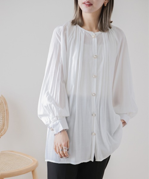 AMELY(エミリー)の「フロントタックブラウス(シャツ/ブラウス・レディース・イエロー/ブラック/ホワイト/ピンク・フリー)」の1枚目の写真