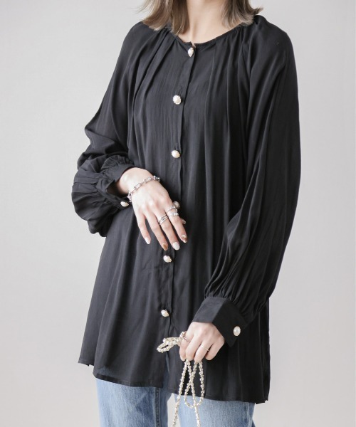 AMELY(エミリー)の「フロントタックブラウス(シャツ/ブラウス・レディース・イエロー/ブラック/ホワイト/ピンク・フリー)」の8枚目の写真