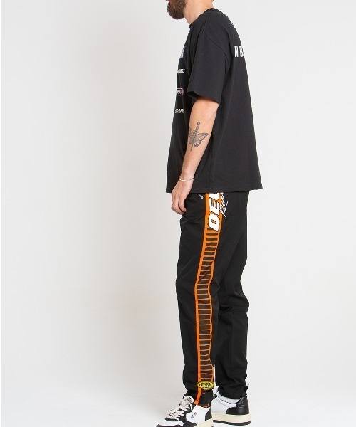 DEUS EX MACHINA（デウスエクスマキナ）の「MOTO DECAL TEE（Tシャツ/カットソー・メンズ・ブルー/ブラック・MEDIUM/SMALL/LARGE）」の4枚目の写真