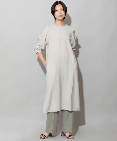 Munich（ミューニック）の「レーヨンナイロンピーチビエラタックスリーブワンピース（ワンピース・レディース・ブラック/カーキ/グレイッシュベージュ・FREE）」の4枚目の写真