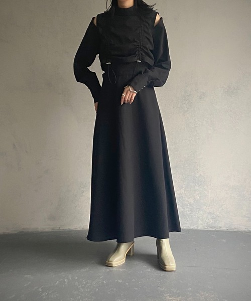 &g'aime（アンジェム）の「【&g’aime】シャーリングワンピース（ワンピース・レディース・ブラック/グレイッシュベージュ・FREE）」の14枚目の写真