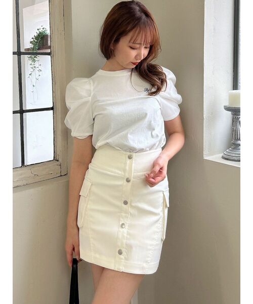 dazzlin(ダズリン)の「エンブロイダリーワンポイントTシャツ(Tシャツ/カットソー・レディース・ブラック/ベージュ/オフホワイト・FREE)」の20枚目の写真