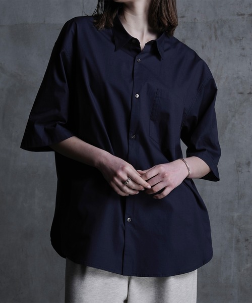 CALLNE（カルネ）の「【CALLNE】Loose Cotton Regular  Color Halfsleeve Shirt / ルーズコットン レギュラーカラー半袖シャツ（シャツ/ブラウス・メンズ・グレー系/ダークネイビー・M/L）」の15枚目の写真