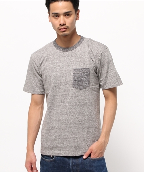 ENTRY SG（エントリーエスジー）の「ENTRY SG: 『Tijuana』クルーネック ポケット Tシャツ（Tシャツ/カットソー・メンズ・ブラック/ライトグリーン/ピンクゴールド/オフホワイト/グレー/チャコールグレー/ワイン/レンガ/ネイビー/バイオレット・SMALL/MEDIUM/LARGE）」の5枚目の写真