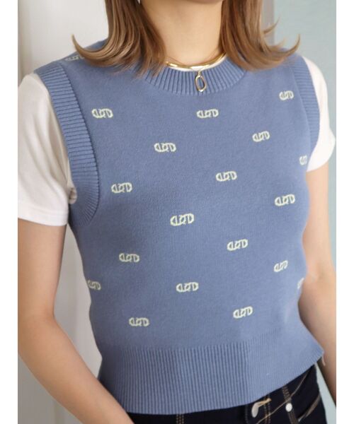 EMODA（エモダ）の「トーンカラーフィットタンクトップ（ニット/セーター・レディース・ブラック/ブルー/アイボリー・FREE）」の3枚目の写真