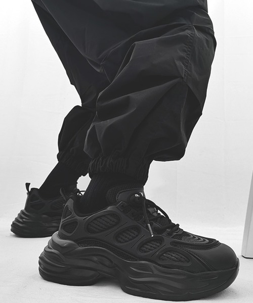 BENDER TOKYO（ベンダートウキョウ）の「ボリュームソール 厚底 テックスニーカー レースアップ ローカット トレーニングシューズ（スニーカー・メンズ・ブラック・27/26/25）」の20枚目の写真