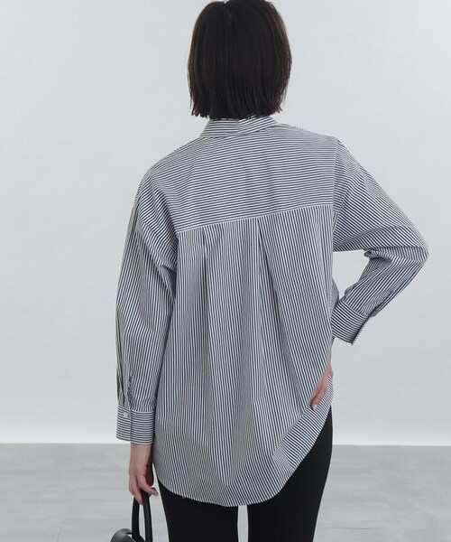 INDIVI（インディヴィ）の「◆【洗える/ストライプ】バックシャン デザインシャツ（シャツ/ブラウス・レディース・ピンク系その他/ネイビー系7/ブルー系2/ホワイト・05/12/13/38/34/15 ）」の7枚目の写真