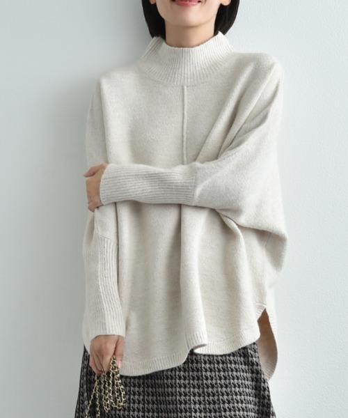 INTERPLANET（インタープラネット）の「ハイネックドルマンロングニット（ニット/セーター・レディース・ベージュ/オフホワイト/チャコールグレー・FREE）」の17枚目の写真