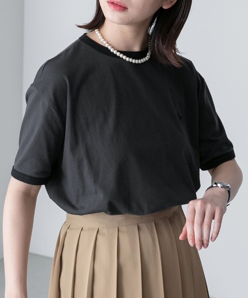 BONLECILL(ボンルシール)の「プードル刺繍 配色リンガークロップド半袖Tシャツ(Tシャツ/カットソー・レディース・オートミール/オフホワイト/チャコールグレー/ライトブルー・FREE)」の16枚目の写真