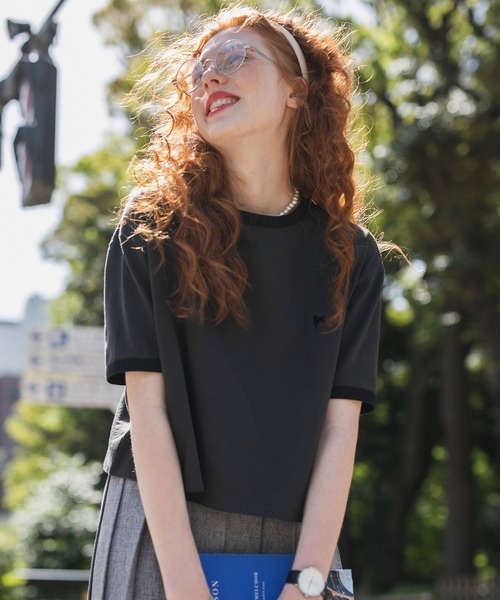 BONLECILL(ボンルシール)の「プードル刺繍 配色リンガークロップド半袖Tシャツ(Tシャツ/カットソー・レディース・オートミール/オフホワイト/チャコールグレー/ライトブルー・FREE)」の5枚目の写真