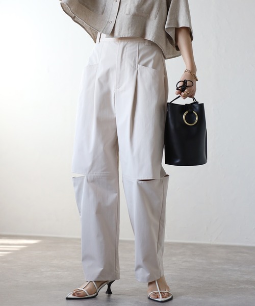 COMMRE（コムル）の「バナナスリットパンツ（その他パンツ・レディース・ベージュ/アイボリー・FREE）」の9枚目の写真