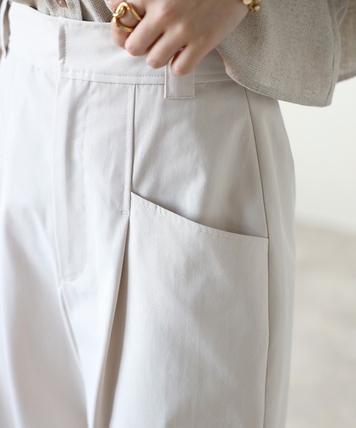 COMMRE（コムル）の「バナナスリットパンツ（その他パンツ・レディース・ベージュ/アイボリー・FREE）」の13枚目の写真