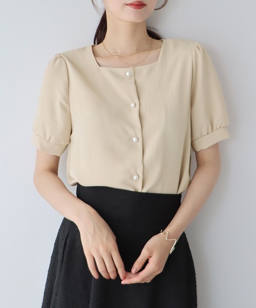 BLUEEAST（ブルーイースト）の「パールボタンブラウス（シャツ/ブラウス・レディース・ホワイト/ベージュ/ブラック/ブルー/ライトカーキ/ブルーグレー・MEDIUM）」の4枚目の写真
