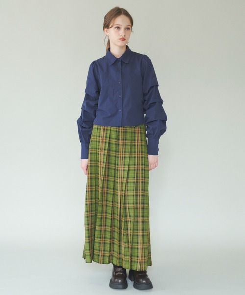 idem（イデム）の「unique sleeve shirt/袖タックショートシャツ（シャツ/ブラウス・レディース・ネイビー/グレー/オフホワイト・FREE）」の21枚目の写真