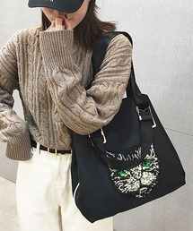 florist（フローリスト）の「【2サイズ展開】【2WAY/A4収納可】スパンコールキャッツデザインの大容量ナイロントートバッグ/ボストンバッグ（ボストンバッグ）」
