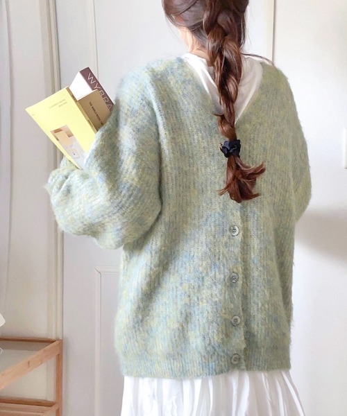 mily bilet（ミウィビレット）の「【mily bilet】大人ふんわり。前後2wayミックス糸シャギーニットカーディガン（カーディガン/ボレロ・レディース・グリーン/ブラック/アイボリー・MEDIUM/LARGE/X-LARGE/SMALL）」の12枚目の写真
