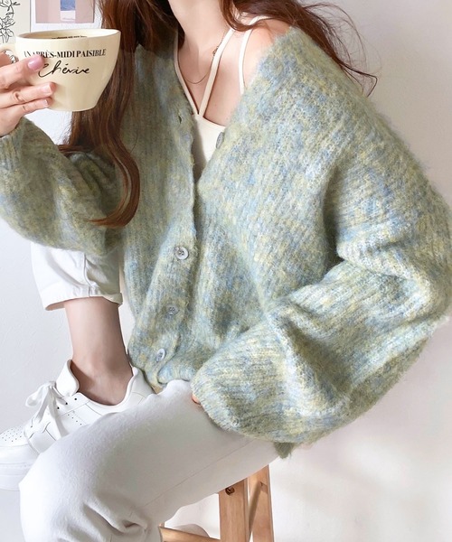 mily bilet（ミウィビレット）の「【mily bilet】大人ふんわり。前後2wayミックス糸シャギーニットカーディガン（カーディガン/ボレロ・レディース・グリーン/ブラック/アイボリー・MEDIUM/LARGE/X-LARGE/SMALL）」の11枚目の写真