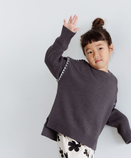 LOWRYS FARM(ローリーズファーム)の「5Gハイショクステッチプルオーバー 961679(ニット/セーター・キッズ・チャコールグレー/ネイビー/イエロー/アイボリー・110cm/120cm/130cm/140cm/150cm)」の5枚目の写真