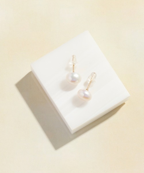 Phoebe(フィービィー)の「<ラストワン>【K14GF】ワンウォーターパールピアス(ピアス(両耳用)・レディース・イエローゴールド・FREE)」の9枚目の写真