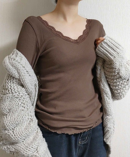 Q(キュー)の「テレコインナー(Tシャツ/カットソー・レディース・ブラウン/ブラック/アイボリー・MEDIUM)」の1枚目の写真