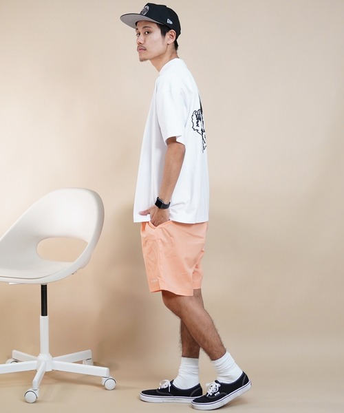 LURKING CLASS(ラーキングクラス)の「【ムラサキスポーツ限定】LURKING CLASS/ラーキングクラス オーバーサイズ バックプリント ST24STM02(Tシャツ/カットソー・メンズ・ブラック/ホワイト/オレンジ・M/L/XL)」の11枚目の写真