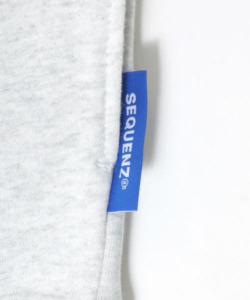 SEQUENZ(シークエンズ)の「Inugasuki/イヌガスキ 裏起毛 バックフォトプリント スウェット ハーフジップ トレーナー レディース メンズ(スウェット・レディース・アッシュグレー/ブラック系その他/ホワイト系その他2・L/LL/M)」の14枚目の写真