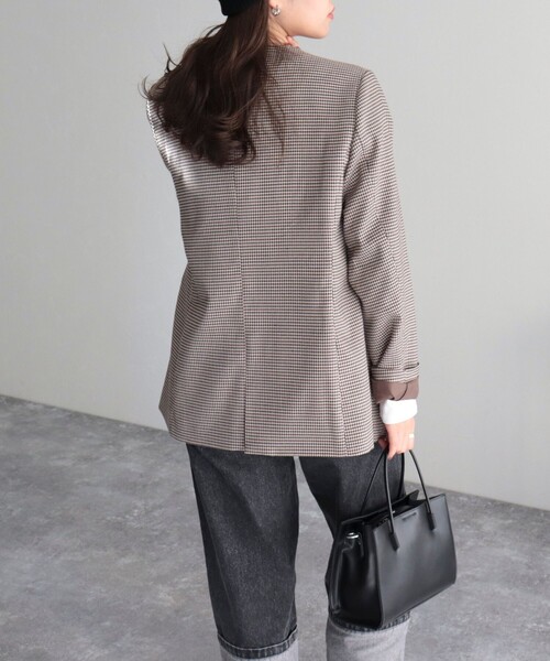 fredy emue（フレディエミュ）の「ノーカラーダブルジャケット（ノーカラージャケット・レディース・ネイビー/ベージュ系その他・38）」の13枚目の写真