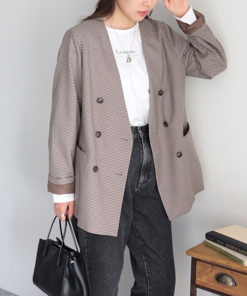 fredy emue（フレディエミュ）の「ノーカラーダブルジャケット（ノーカラージャケット・レディース・ネイビー/ベージュ系その他・38）」の18枚目の写真