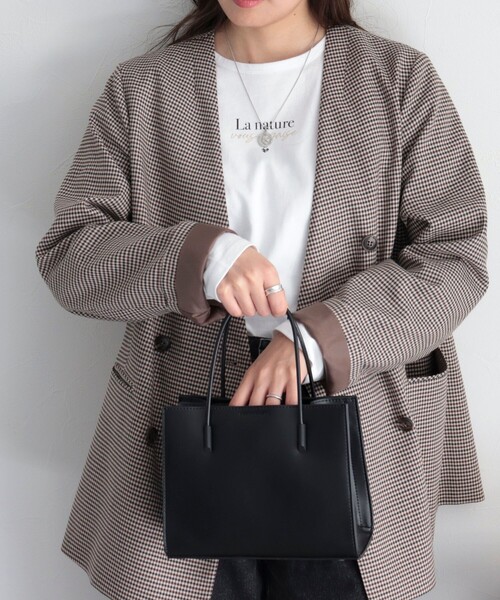 fredy emue（フレディエミュ）の「ノーカラーダブルジャケット（ノーカラージャケット・レディース・ネイビー/ベージュ系その他・38）」の21枚目の写真