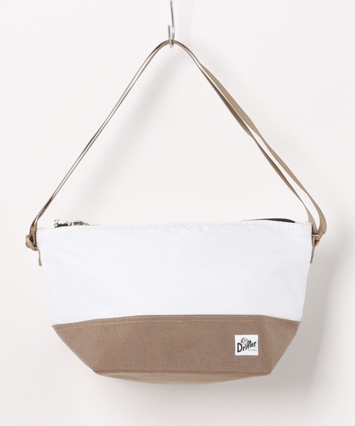 Drifter（ドリフター）の「ARE WAY POUCH M／アーウェイポーチ Mサイズ（ショルダーバッグ・メンズ・グリーン系その他2/ホワイト×カーキブラウン/ブラック×ブラック/オレンジ系その他・FREE）」の5枚目の写真