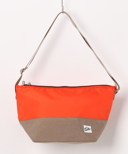 Drifter（ドリフター）の「ARE WAY POUCH M／アーウェイポーチ Mサイズ（ショルダーバッグ・メンズ・グリーン系その他2/ホワイト×カーキブラウン/ブラック×ブラック/オレンジ系その他・FREE）」の22枚目の写真