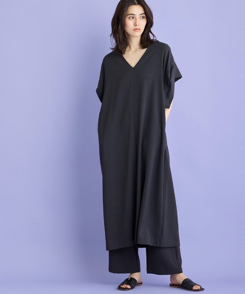 INED CLARO（イネドクラロ）の「タックスリーブワンピース【セットアップ対応】（ワンピース・レディース・ブラック/オレンジ/チャコールグレー・フリー）」の2枚目の写真