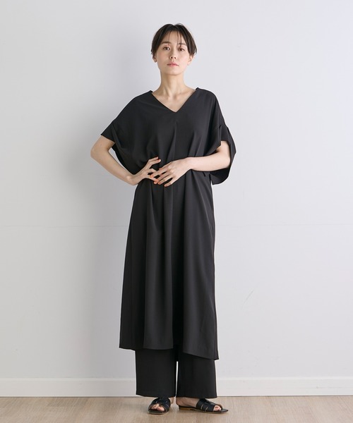 INED CLARO（イネドクラロ）の「タックスリーブワンピース【セットアップ対応】（ワンピース・レディース・ブラック/オレンジ/チャコールグレー・フリー）」の9枚目の写真