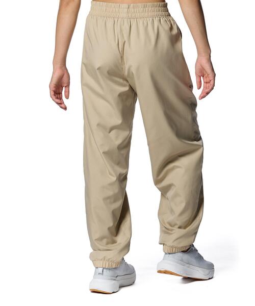 UNDER ARMOUR(アンダーアーマー)の「UAメッシュ ライナー ウーブン パンツ(トレーニング/レディース)(その他パンツ・レディース・ブラウン系・XL/S/L/M)」の2枚目の写真