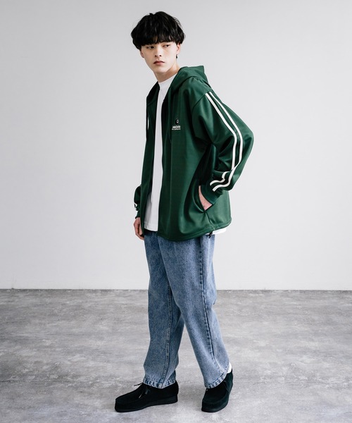 Rocky Monroe（ロッキーモンロー）の「オーバーサイズ エイトボール
